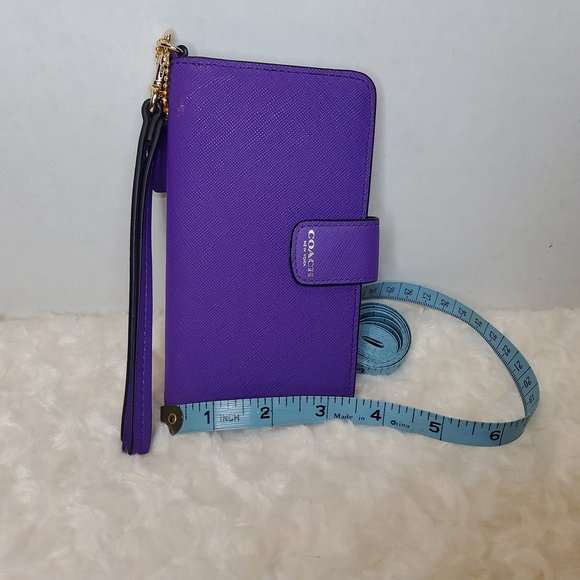 Coach Vibrant Purple Wristlet - Picture 7 of 10